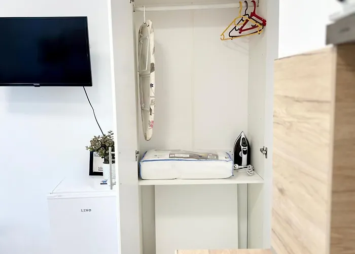 Sweet Tiny House-central דירה וארנה