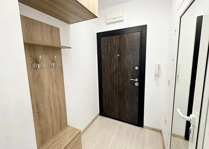 דירה Sweet Tiny House-central וארנה