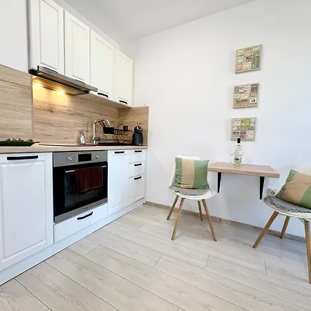 Sweet Tiny House-central Apartment Varna